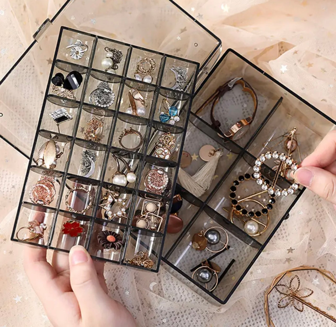 2 Tray stroage box