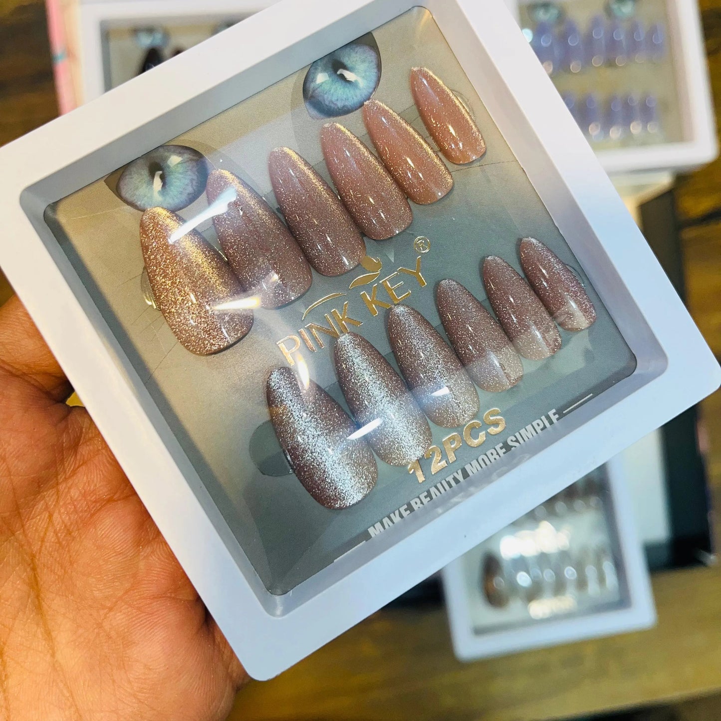 Pink Key Stylish Artifical Nails With Free Stickers 12 Pcs)