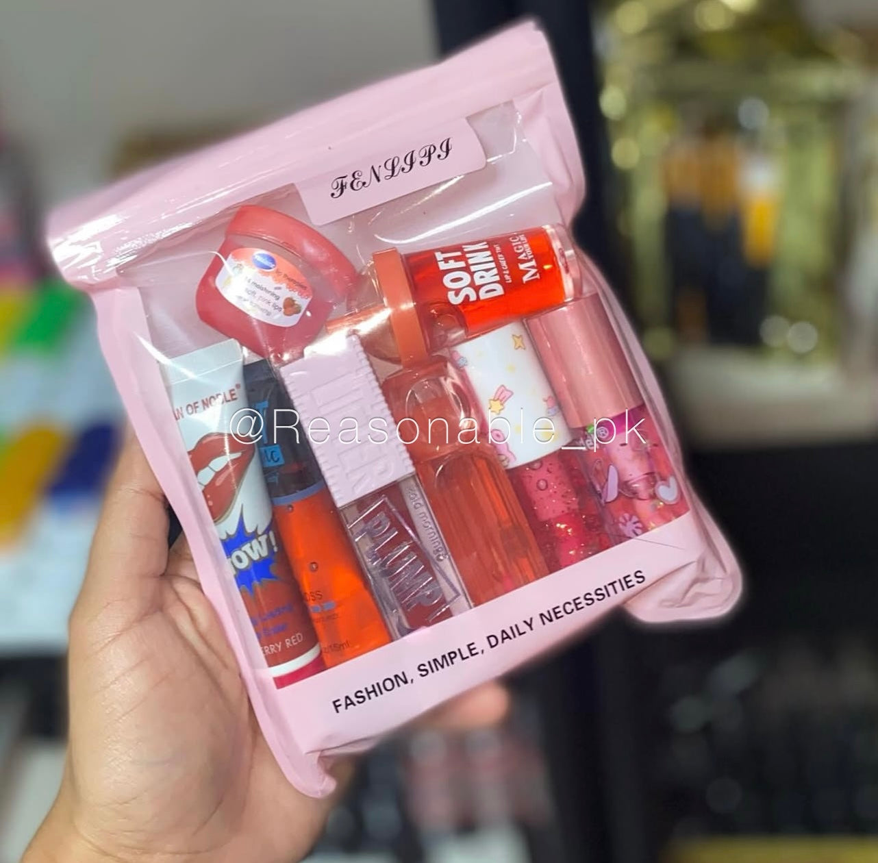 Mini Pocket Glam