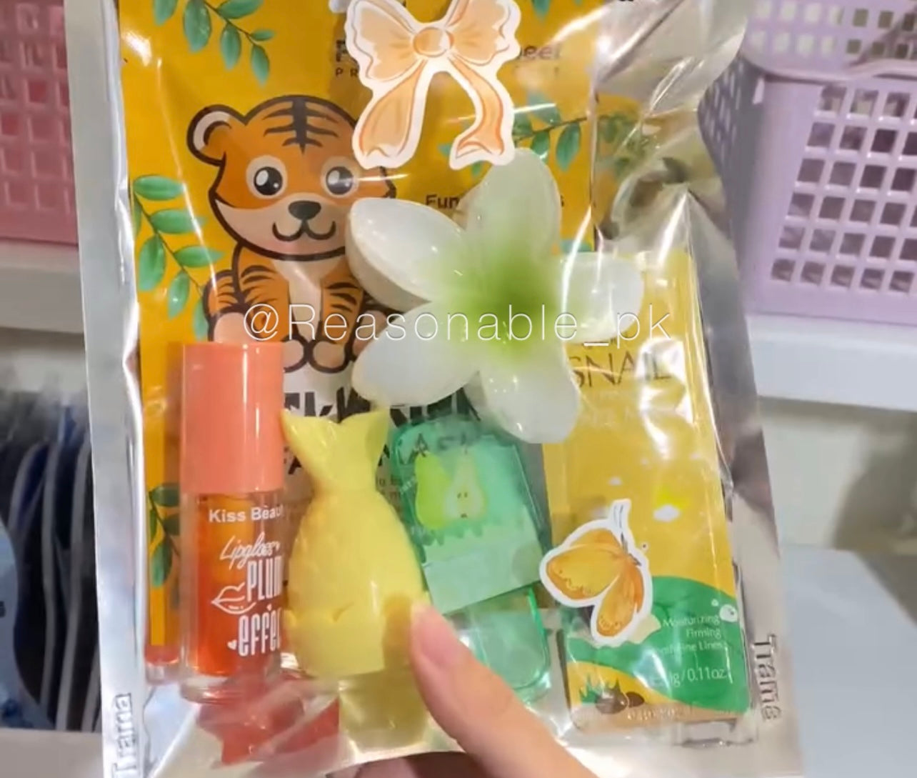 Pookie Hamper