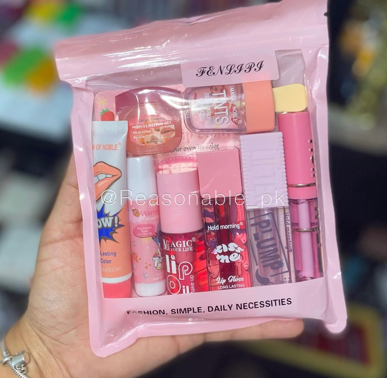 Mini Pocket Glam