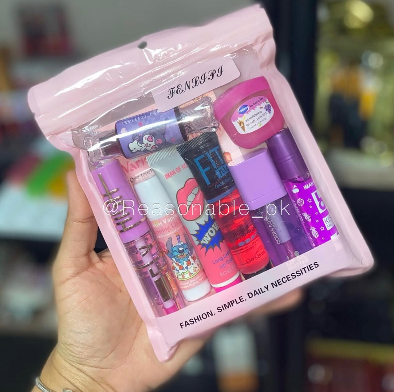 Mini Pocket Glam