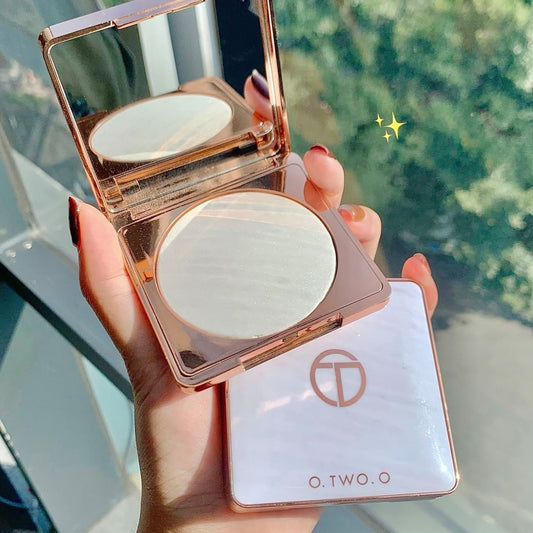 Otwo translucent powder