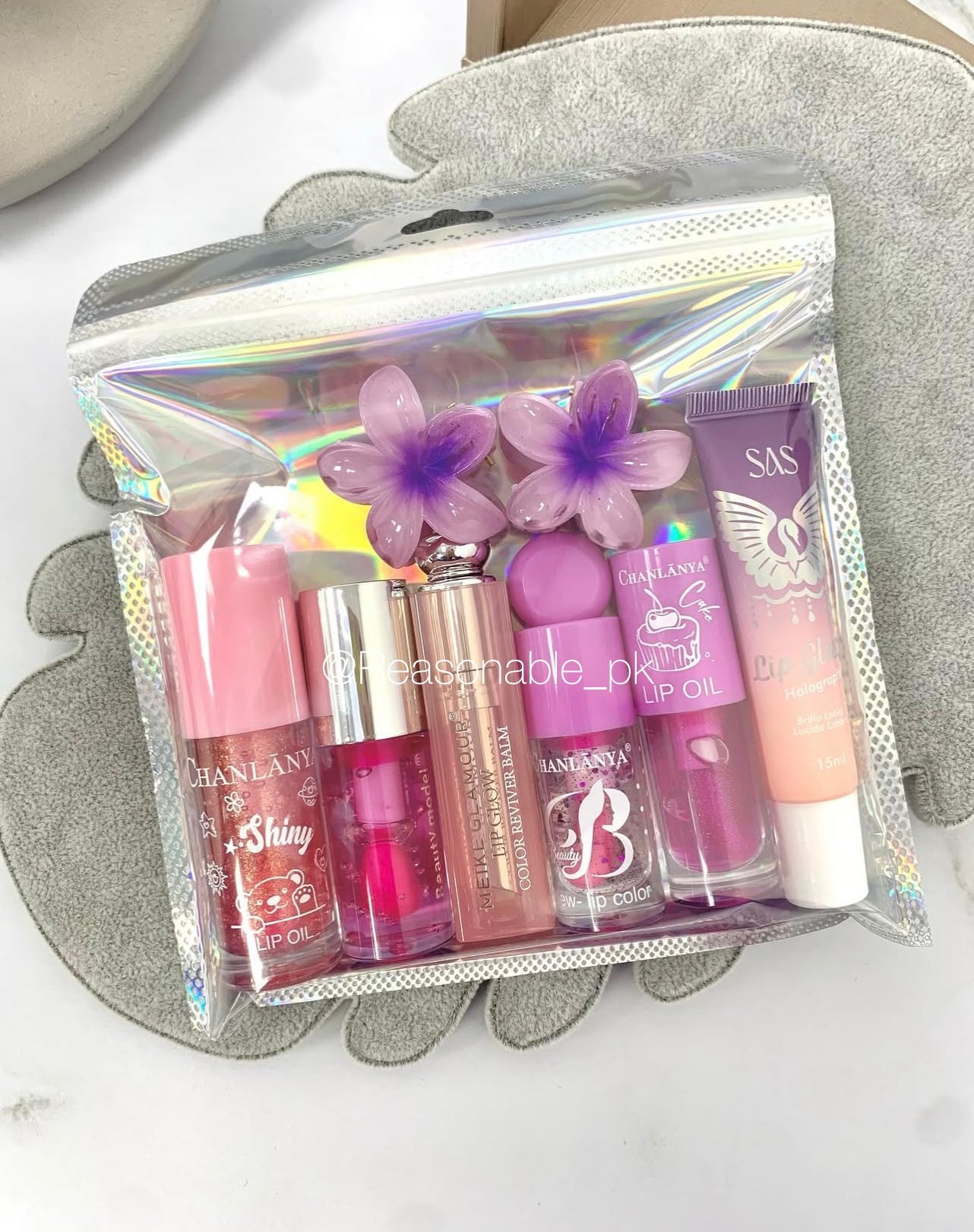 Pretty Pout Hamper