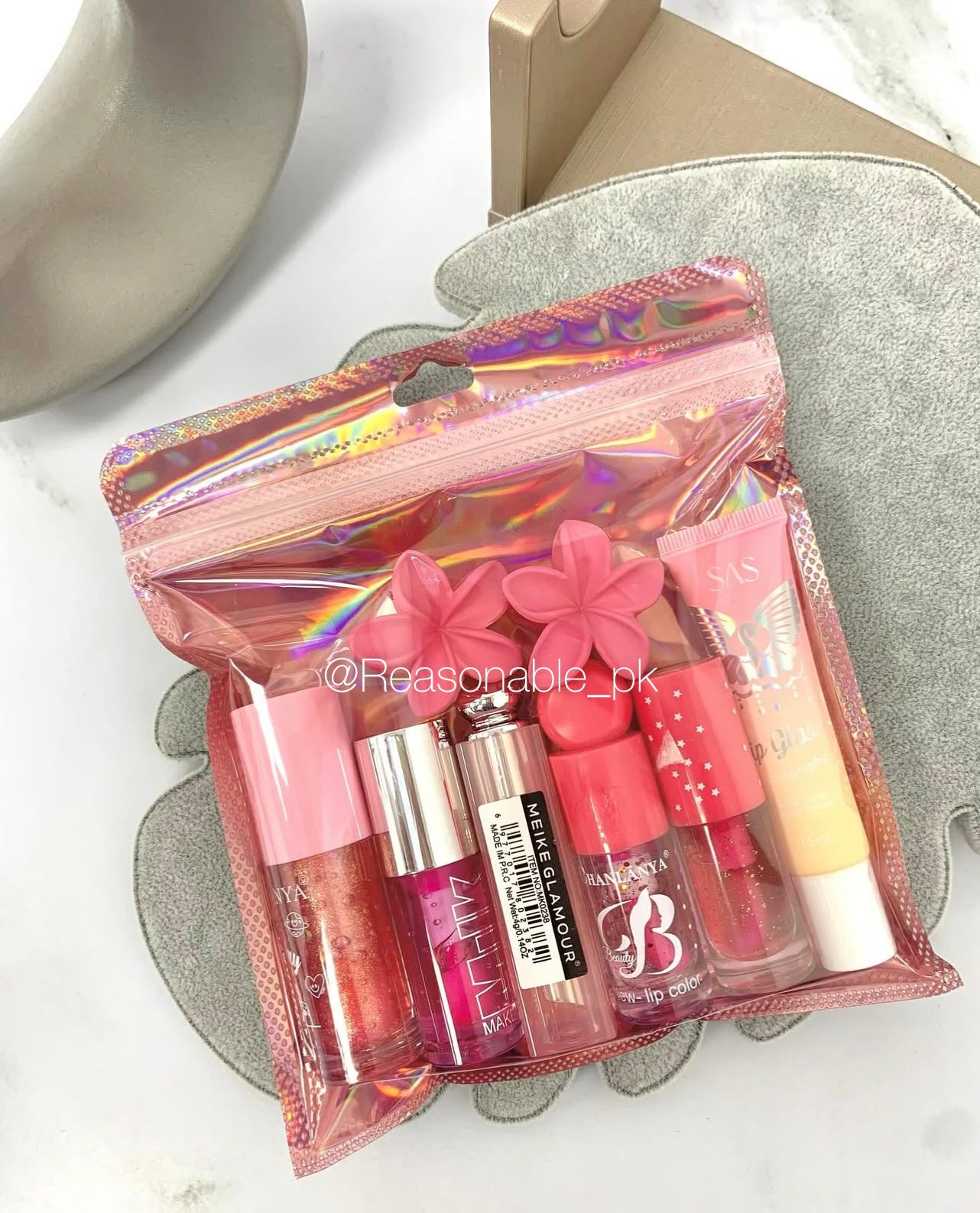 Pretty Pout Hamper