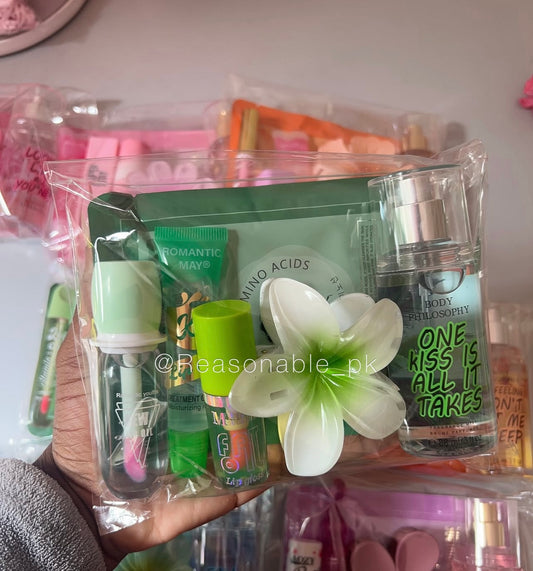 Mini Magic Hamper 2.0