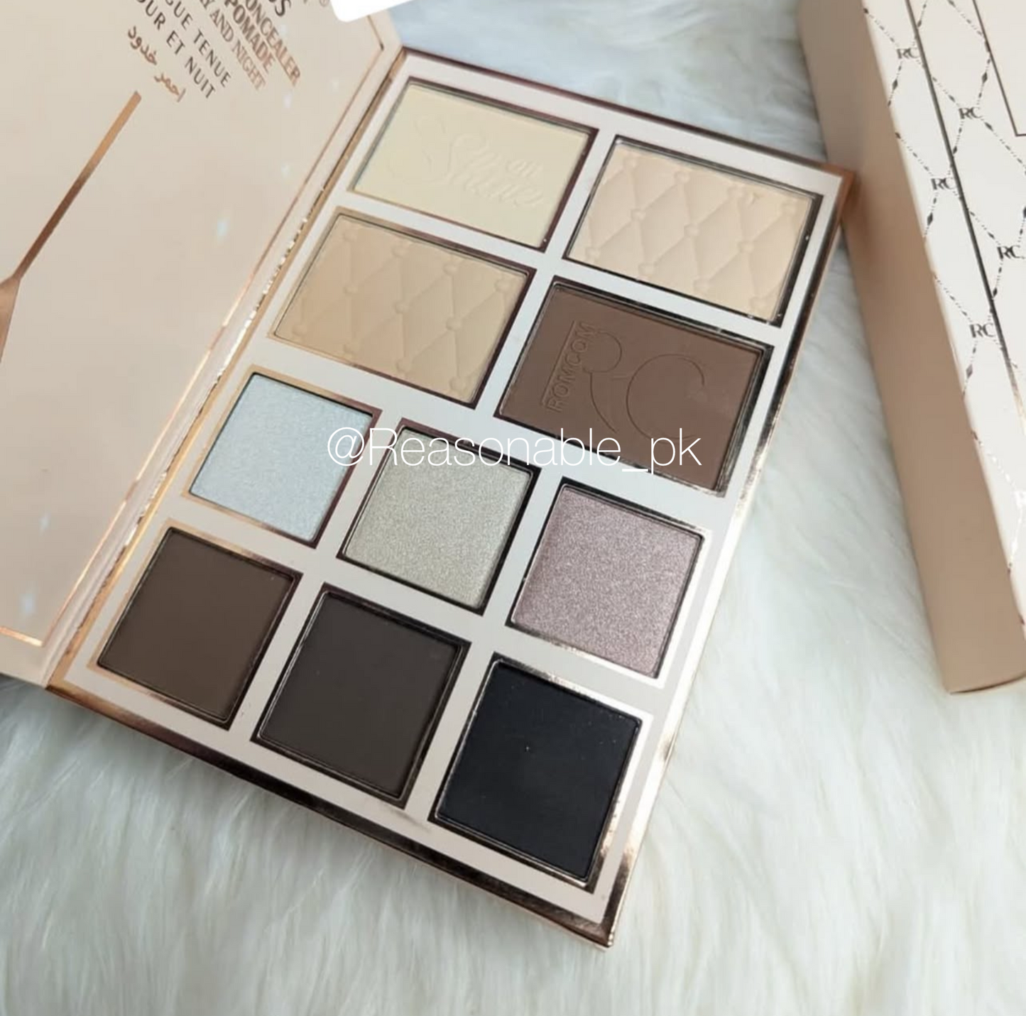 Romcom Flawless All in One Makeup Book Kit