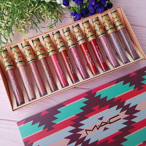 Mac gloss box